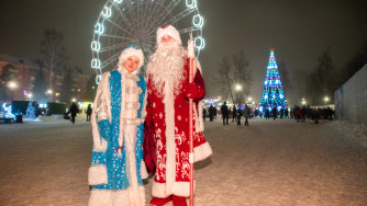 Новогодние поздравления от Деда Мороза и Снегурочки в &laquo;Луки Парке&raquo;
